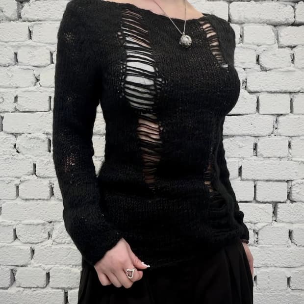 Distressed Ladder Knit Long Sleeve Top