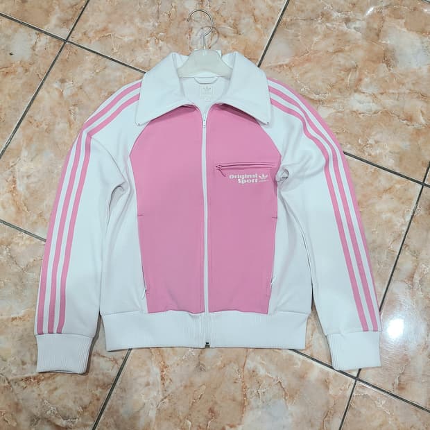 핑크색 아디다스 트랙탑