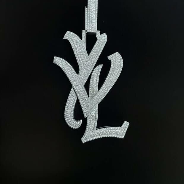 플레이보이 카티 목걸이