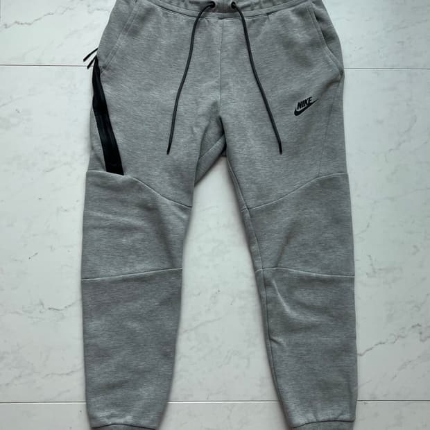 나이키 테크팩 조거팬츠 그레이 [S사이즈]