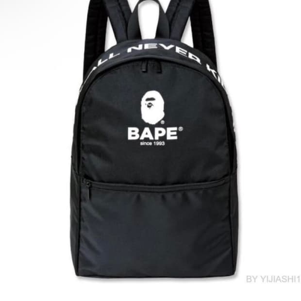 베이프 백팩