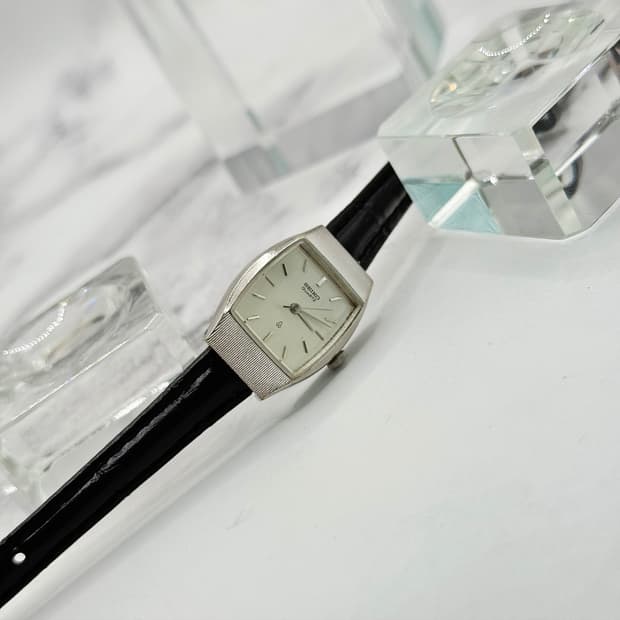 70s80s 빈티지 세이코 버티컬 스트라이프 토노 워치