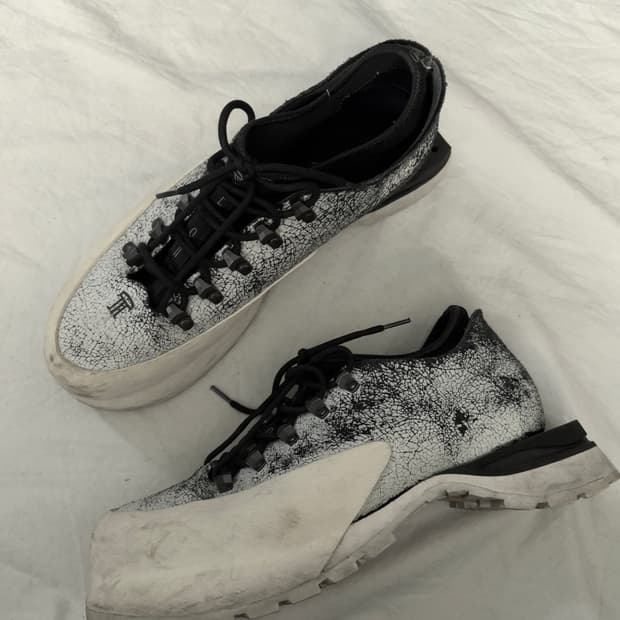 demon cracked poyana 스니커즈