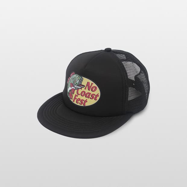 DIST RICT Graphic Trucker Cap