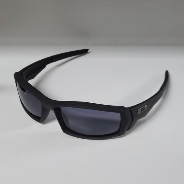 오클리 캔틴 매트블랙