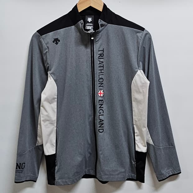 키즈 데상트 트라이애슬론 기능성자켓 160 여성가능