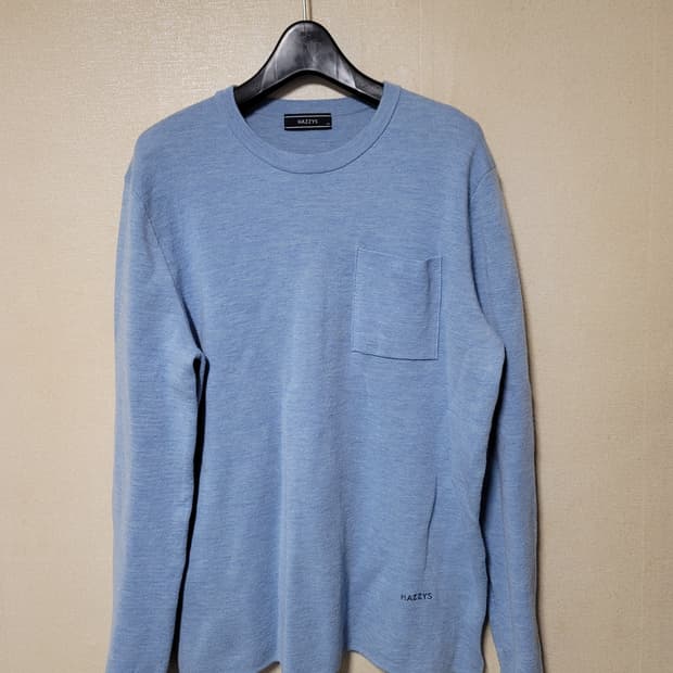 헤지스 포켓배색 니트