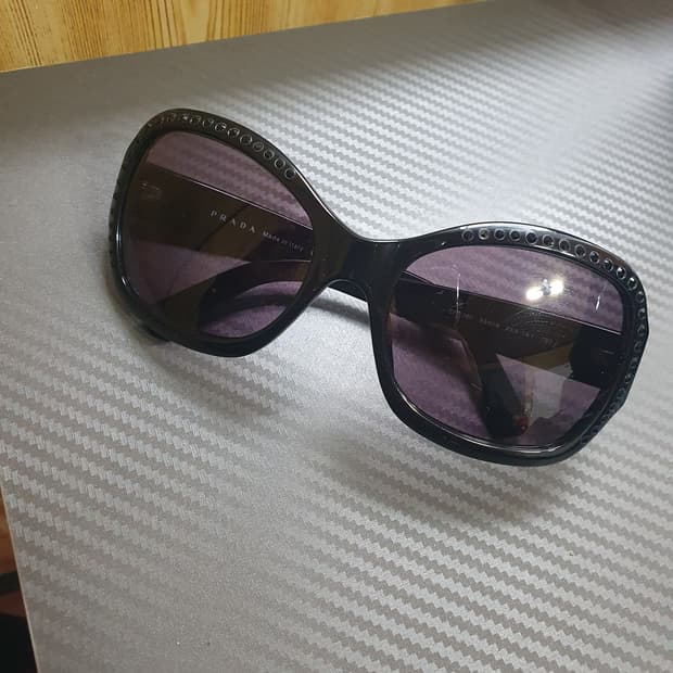 프라다 선글라스