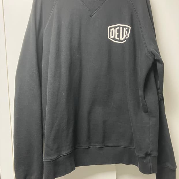 (L) 데우스 엑스마키나 서울 어드레스 블랙 맨투맨