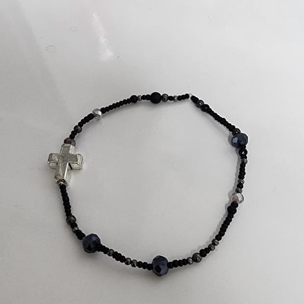 남자 십자가 블랙 팔찌
