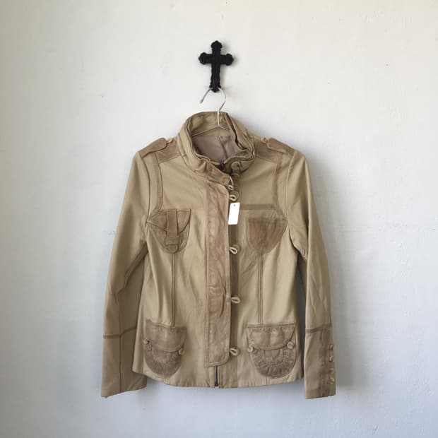 Lamb leather high neck multi pocket jack