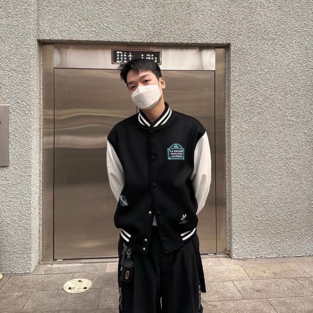 보테가 베네타 삼각 버클 카고팬츠