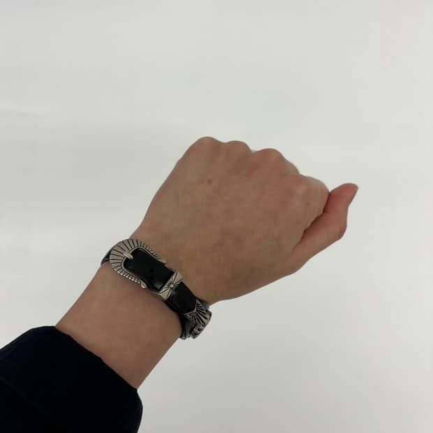 토가 Too 웨스턴 콘초 팔찌