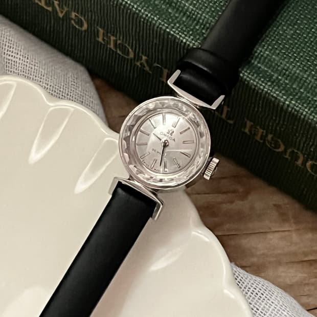 오메가 드빌 컷 글래스 여성 시계 / 정품감정. 오버홀