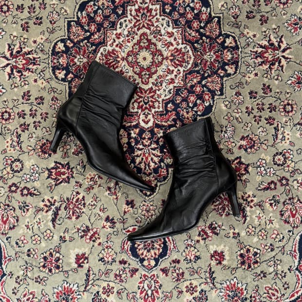 스틸레토 앵클 부츠힐