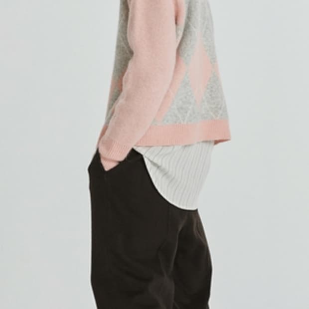 알렌느 앙고라 아가일니트 판매합니다