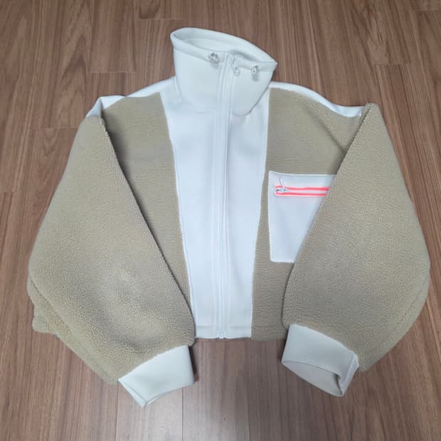 자라 여성 크롭후리스 XS-S