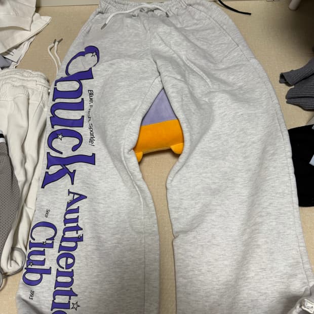 척 트레이닝팬츠