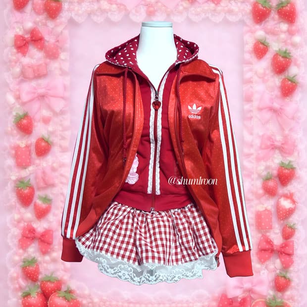 아디다스 산딸기향 레드 져지 (다이아몬드 패턴)