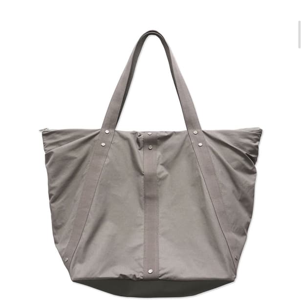 >>이그노타 토트백 웜베이지 구해요<<