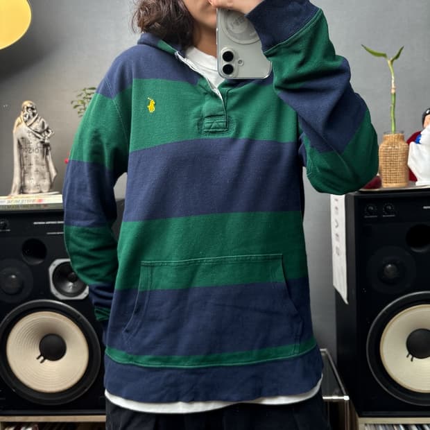 폴로 후드럭비티