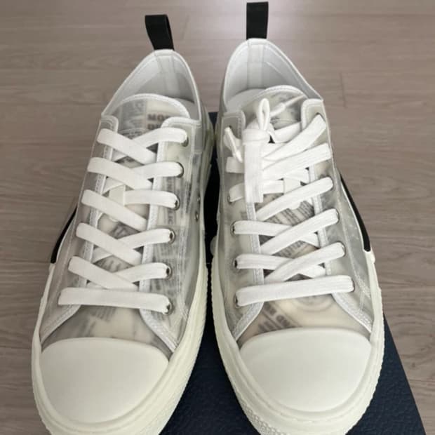 디올 B23 스니커즈 한정판 42사이즈 새상품