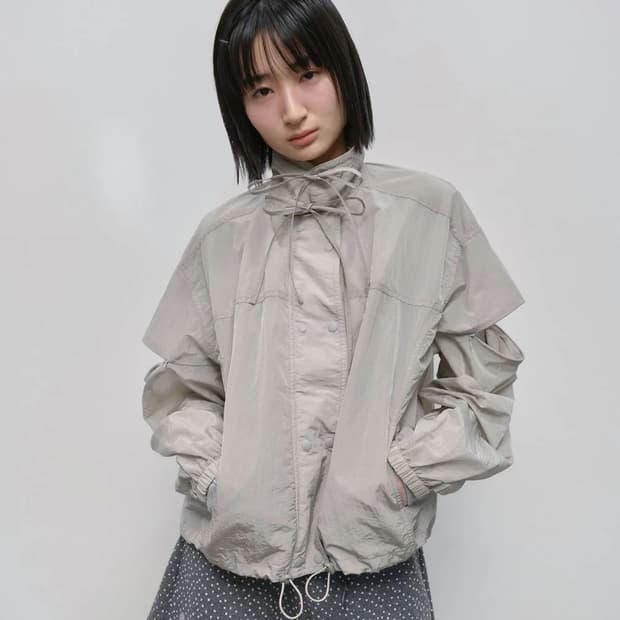 Shirred Light Windbreaker [Gray]