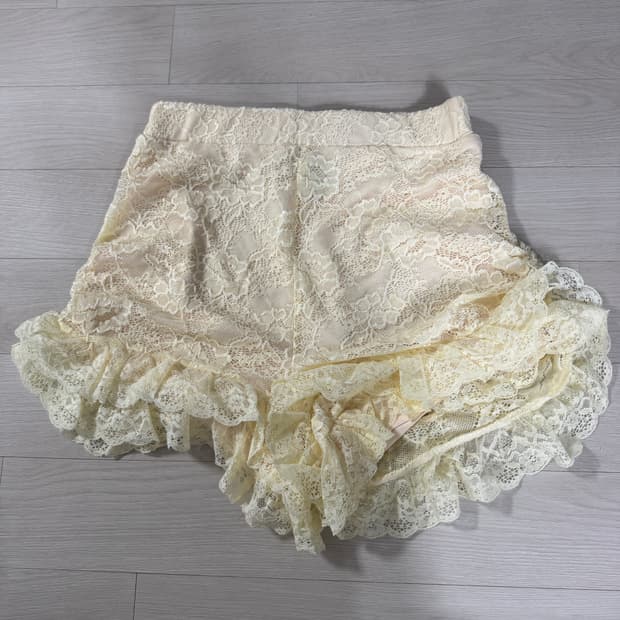 사이다 레이스 반바지