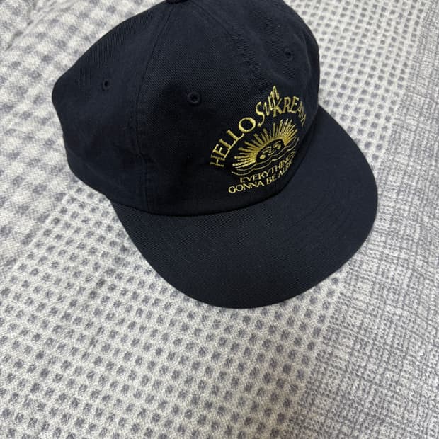 헬로썬라이즈 x KREAM 콜라보 모자