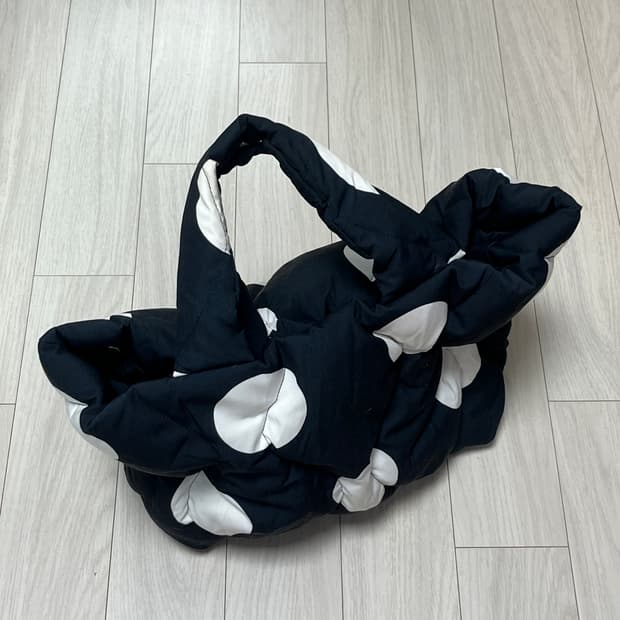쿠키시 패딩 도트 백
