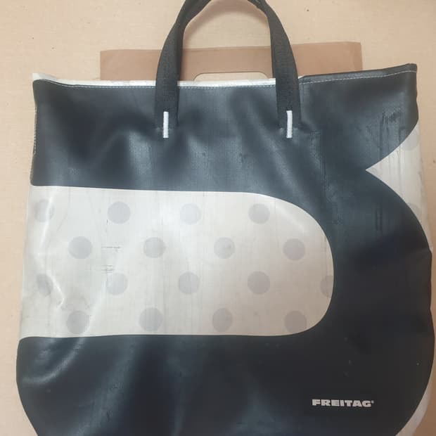 프라이탁 밥 도트