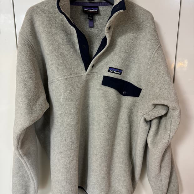 파타고니아(Patagonia) 신칠라 풀오버 그레이 S 사이즈