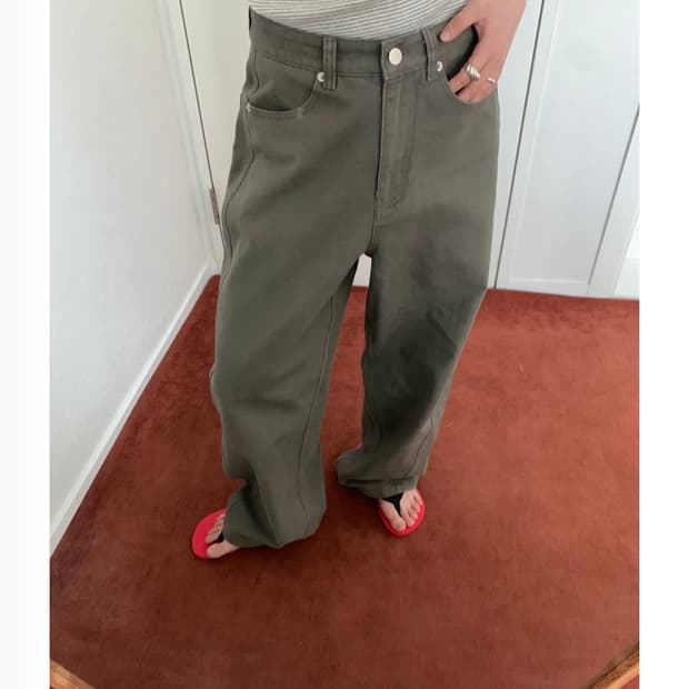 커브드 팬츠 카키M 새상품