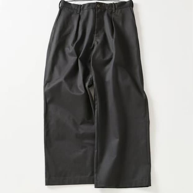 저널스탠다드 x 유니버셜 오버랠 헤리티지라인 원턱와이드팬츠