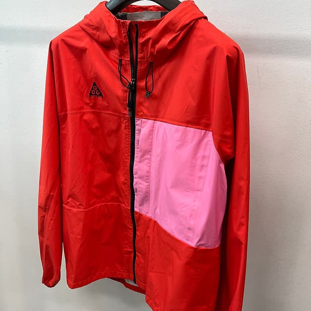 100) 나이키 ACG 레인자켓 