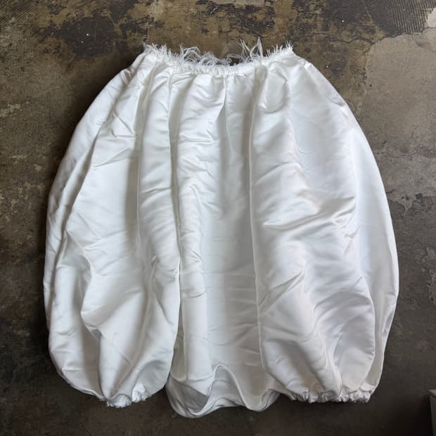 23aw 꼼데가르송 사틴 벌룬 팬츠 S