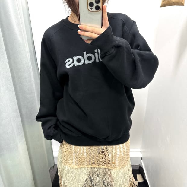 아디다스 블랙 스웻셔츠