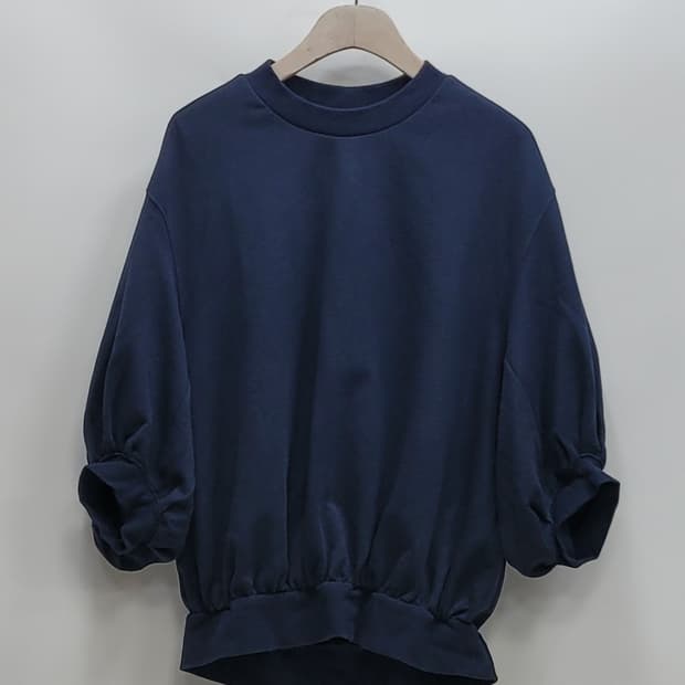 SJYP 22SS 한섬 SJYP 퍼프 슬리브 스웻셔츠 / 여 S 네이비
