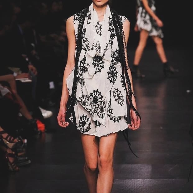 앤드뮐미스터 09ss 린넨 스카프