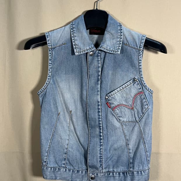 리바이스 엔지니어드 데님 조끼 자켓 처분 
