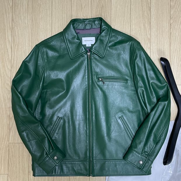 디스이즈네버댓 23fw 레더 스포츠 자켓 s
