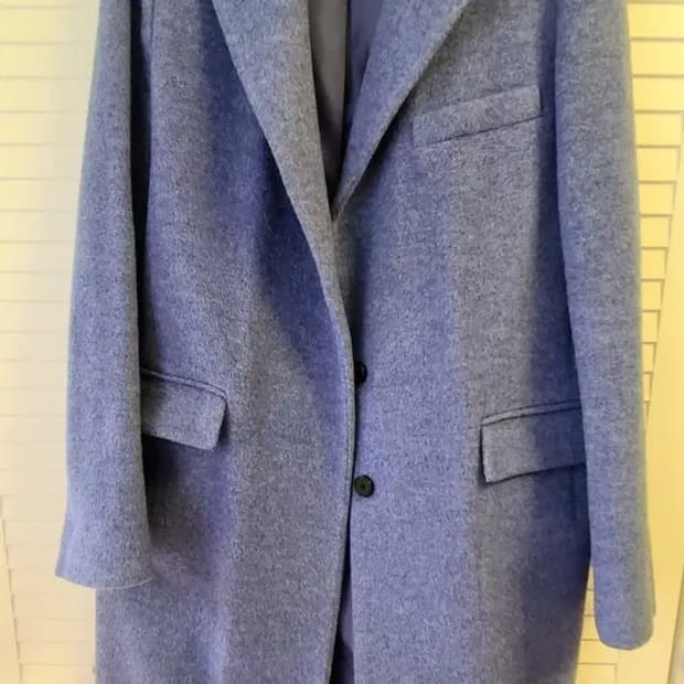 The Izzat 그레이블루 울 코트