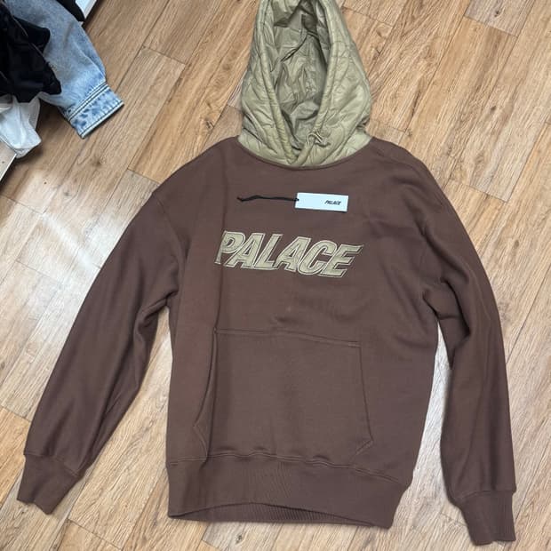 PALACE 후드 팝니다.