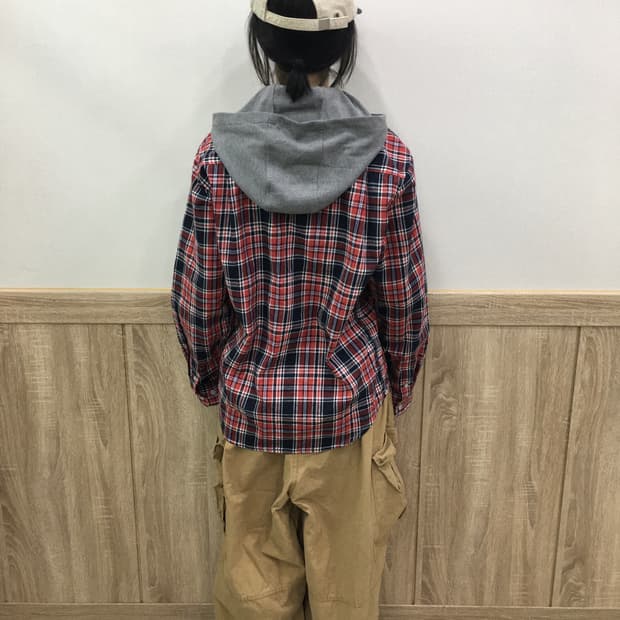 JPN hood shirt