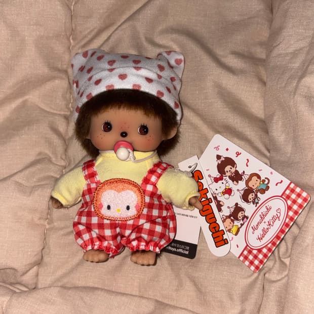 몬치치 베비치치 헬로키티 콜라보 깅엄 인형