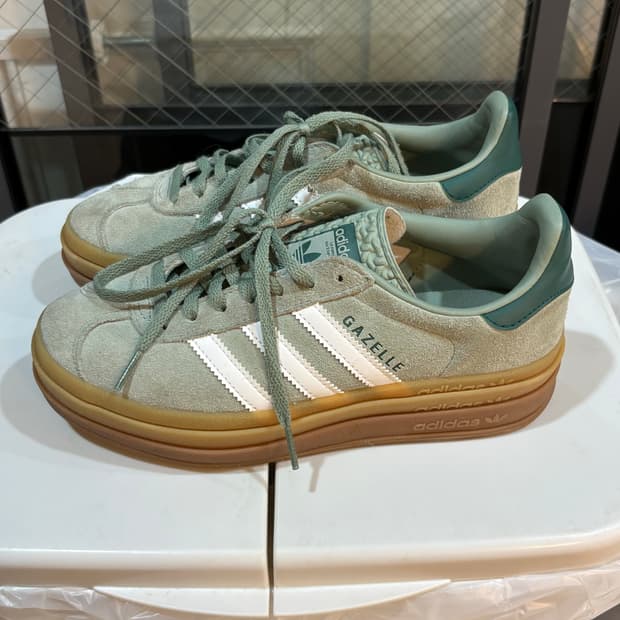 아디다스 가젤 볼드 실버 그린 230