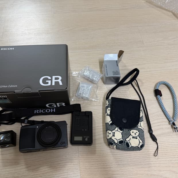 리코gr3x 어반에디션 (컷수 206) 직거래만