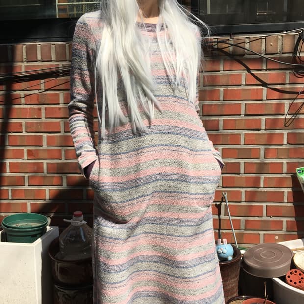 믹스 컬러 스트라이프 롱 니트 원피스