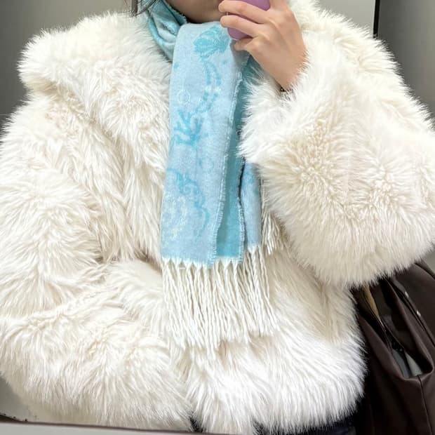 White fur jacket 