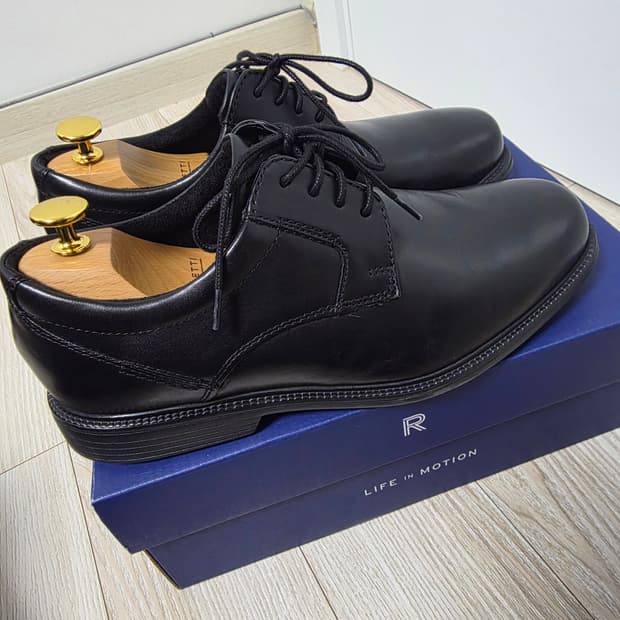 [255] 락포트 찰스 로드 플레인 토 더비 구두 슈즈  7.5 1회착